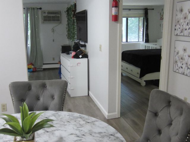 55 Log St Apt 2C, Manchester, NH 03102