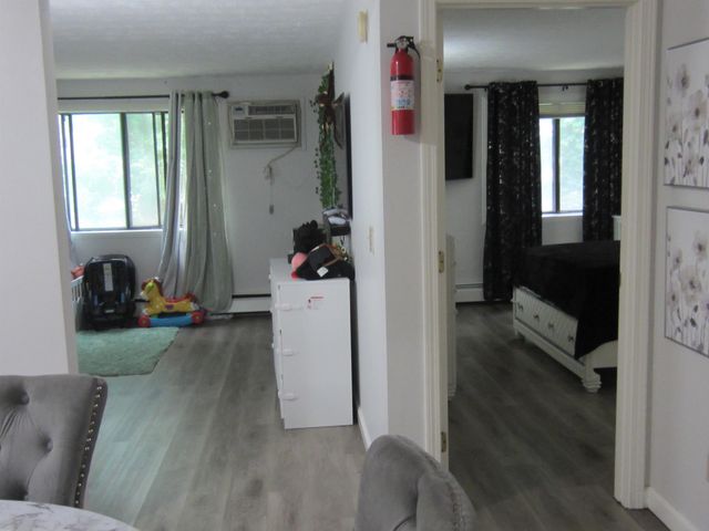 55 Log St Apt 2C, Manchester, NH 03102