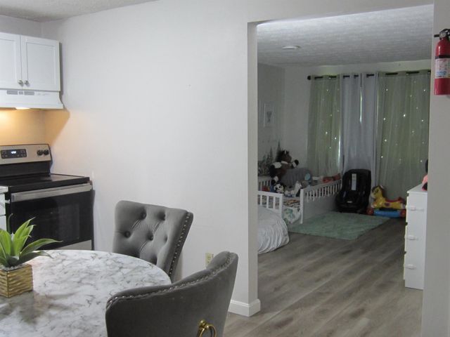 55 Log St Apt 2C, Manchester, NH 03102