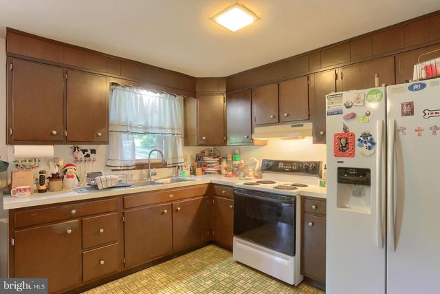 1154 KOCHENDERFER RD, Lebanon, PA 17046
