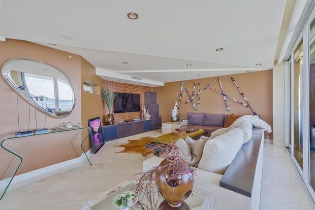 3170 S Ocean Boulevard 605 N, Palm Beach, FL 33480