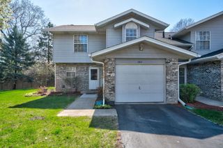 667 Tamarac Boulevard, Addison, IL 60101