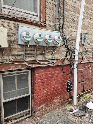 130 134 136 Oliver Avenue, Yonkers, NY 10701