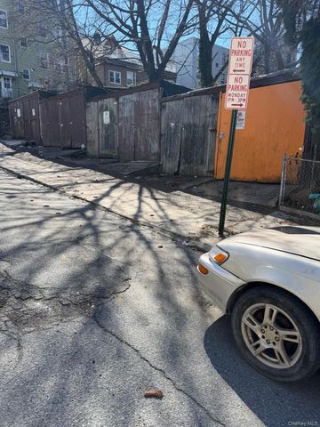 130 134 136 Oliver Avenue, Yonkers, NY 10701