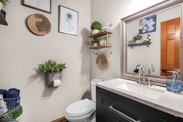 5127 Copperwood Drive, Greenwood, IN 46143