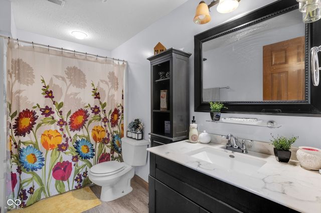 5127 Copperwood Drive, Greenwood, IN 46143