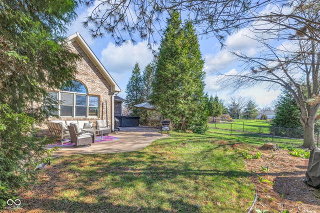 5127 Copperwood Drive, Greenwood, IN 46143