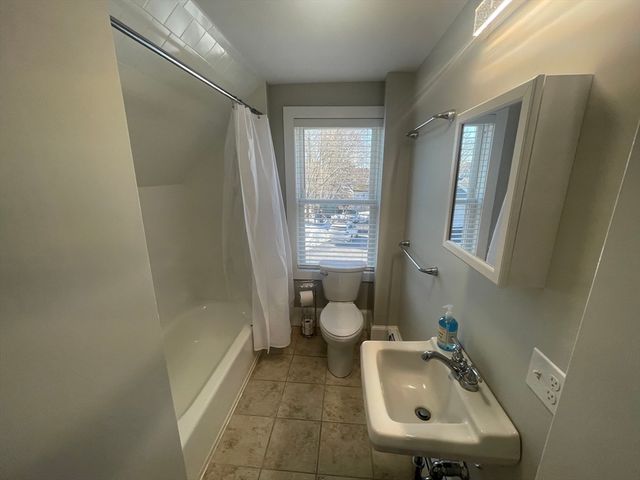 6 Poplar Street, Milford, MA 01757