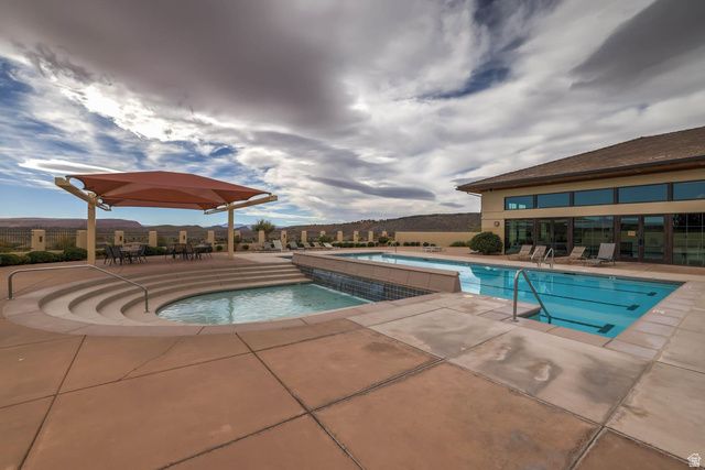 2701 E UPPER CANYON DR, Washington, UT 84780