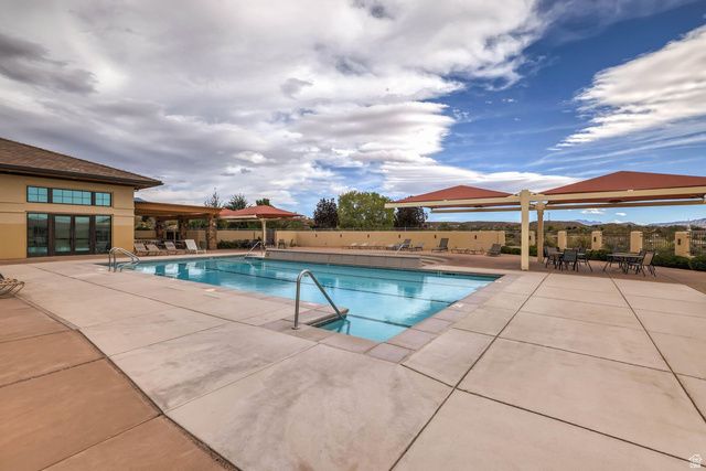 2701 E UPPER CANYON DR, Washington, UT 84780