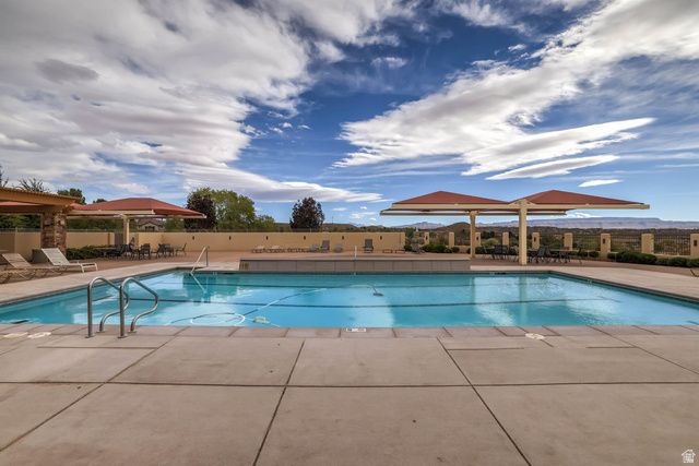 2701 E UPPER CANYON DR, Washington, UT 84780