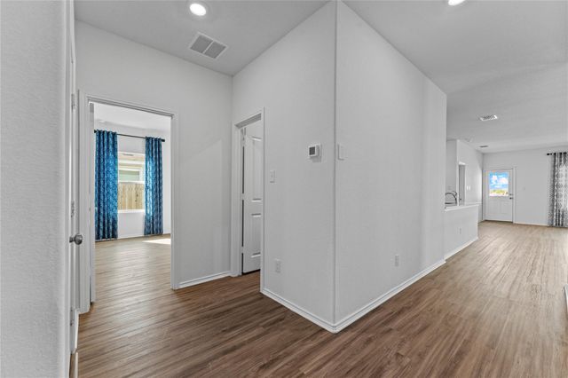 633 Halfmoon DR, Lockhart, TX 78644