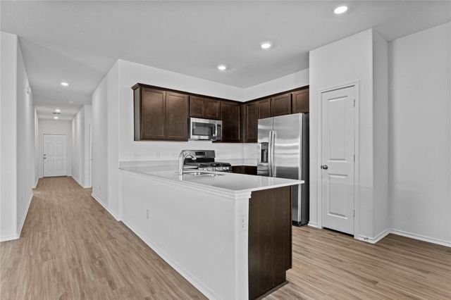 633 Halfmoon DR, Lockhart, TX 78644