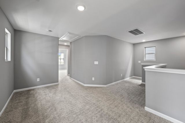 166 Oasis Dr, La Vergne, TN 37086