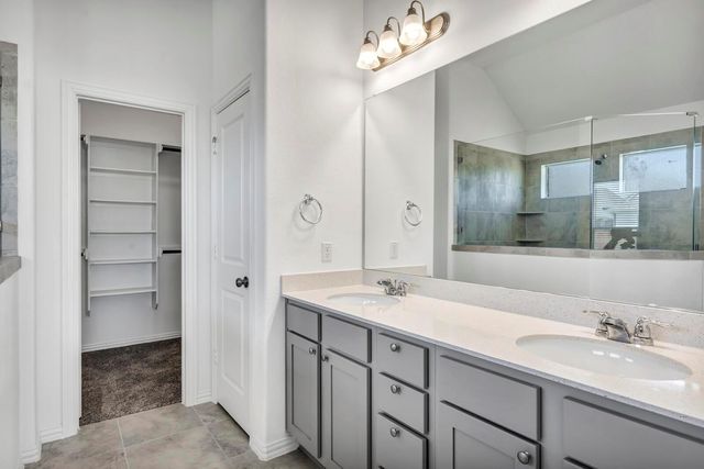 506 Sixpence LN, Georgetown, TX 78628