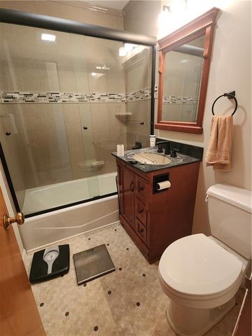 5808 Mackey Street, Mission, KS 66202