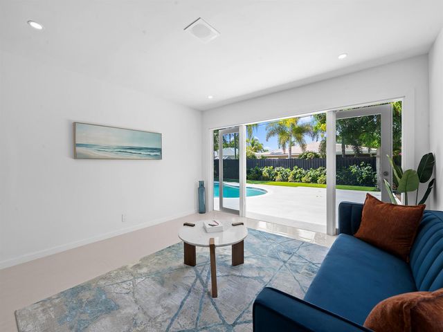 1750 NE 49th Street, Fort Lauderdale, FL 33334