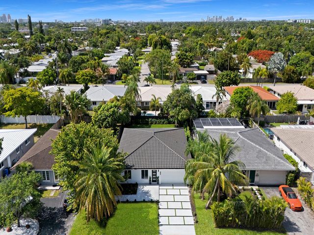 1750 NE 49th Street, Fort Lauderdale, FL 33334