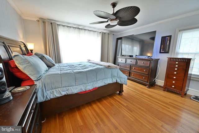 1114 SALEM RD, Burlington, NJ 08016