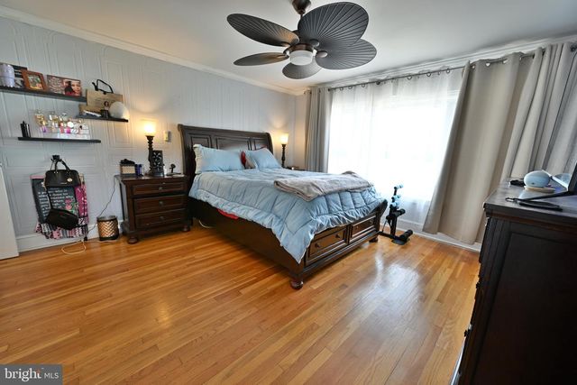 1114 SALEM RD, Burlington, NJ 08016