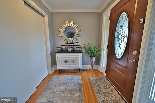 1114 SALEM RD, Burlington, NJ 08016