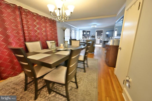 1114 SALEM RD, Burlington, NJ 08016