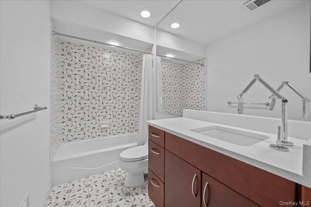 10 Old Jackson Avenue 44, Hastings-on-hudson, NY 10706