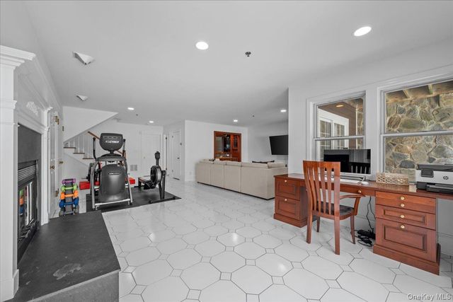 10 Old Jackson Avenue 44, Hastings-on-hudson, NY 10706