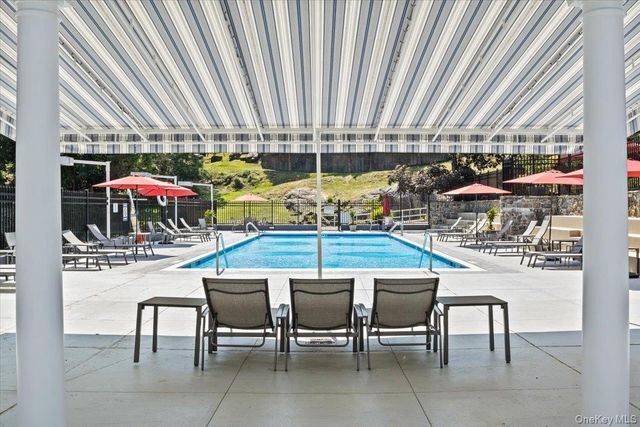 10 Old Jackson Avenue 44, Hastings-on-hudson, NY 10706