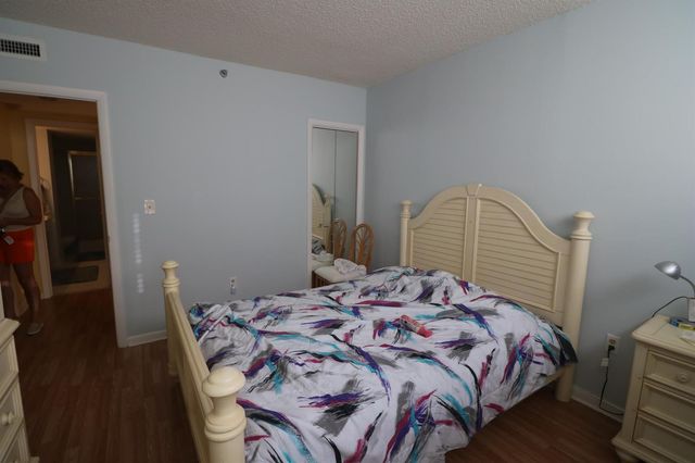 4001 Hillcrest Drive 510, Hollywood, FL 33021