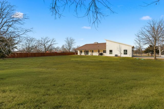 3050 Grove view Road, Melissa, TX 75454