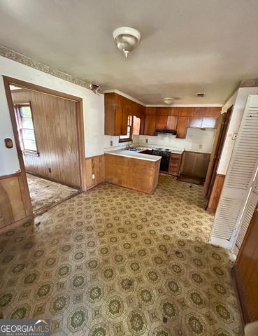 2443 Lambert Drive, Macon, GA 31206