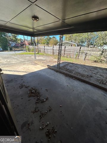 2443 Lambert Drive, Macon, GA 31206