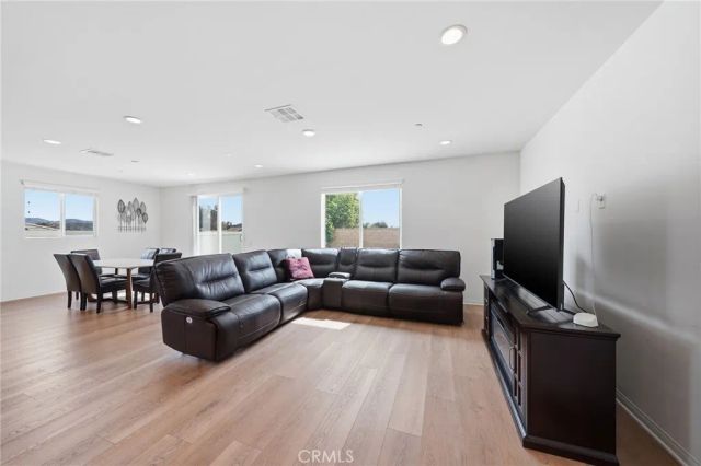 29100 Oak Grove, Lake Elsinore, CA 92530