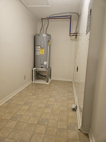 274 Donna Dr Apt B, Hendersonville, TN 37075