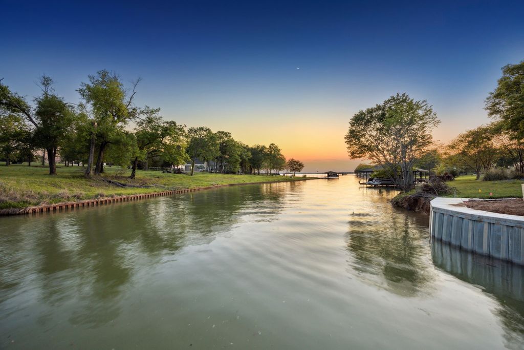 123 Sweetwater Trail, Kerens, TX 75144