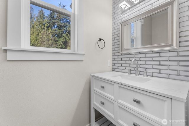 31040 3rd Court S, Federal Way, WA 98003