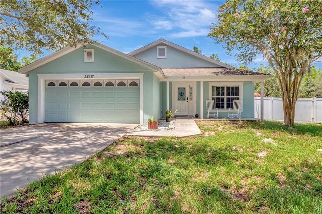 32917 FOREST AVENUE, Leesburg, FL 34788