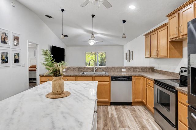 32917 FOREST AVENUE, Leesburg, FL 34788
