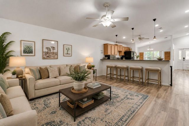 32917 FOREST AVENUE, Leesburg, FL 34788