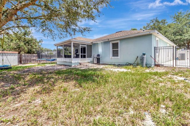 32917 FOREST AVENUE, Leesburg, FL 34788