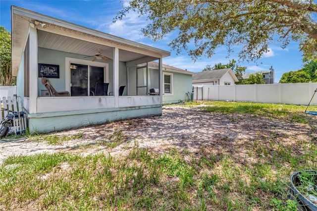32917 FOREST AVENUE, Leesburg, FL 34788