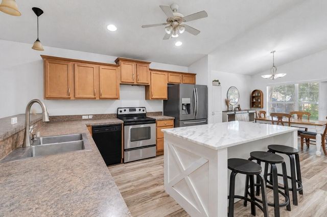 32917 FOREST AVENUE, Leesburg, FL 34788