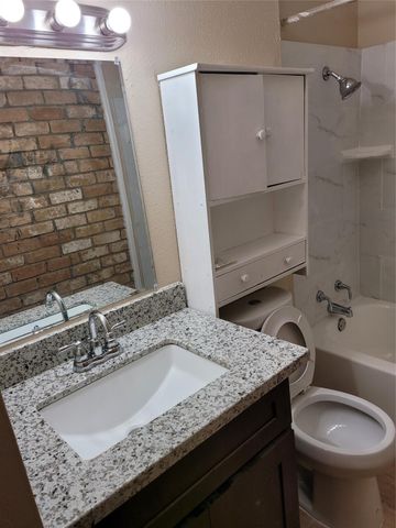 12123 Sharpview Drive, Houston, TX 77072