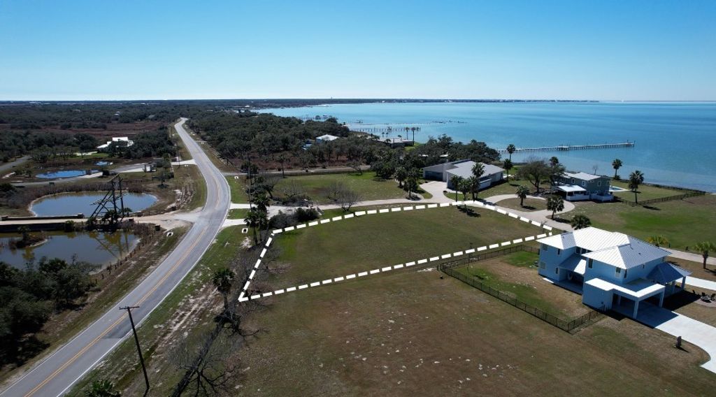 102 Redfish Point Dr, Rockport, TX 78382 — photo 4