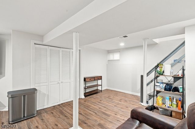 220 Murray St, Elizabeth City, NJ 07202