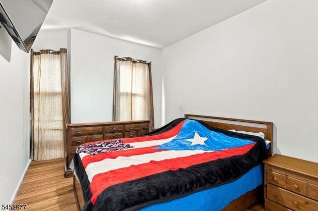 220 Murray St, Elizabeth City, NJ 07202
