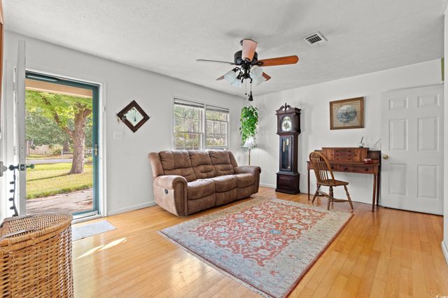 4059 Long Line Ln., Myrtle Beach, SC 29579