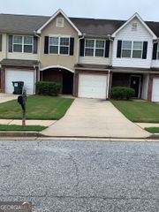 699 Georgetown Court, Jonesboro, GA 30236