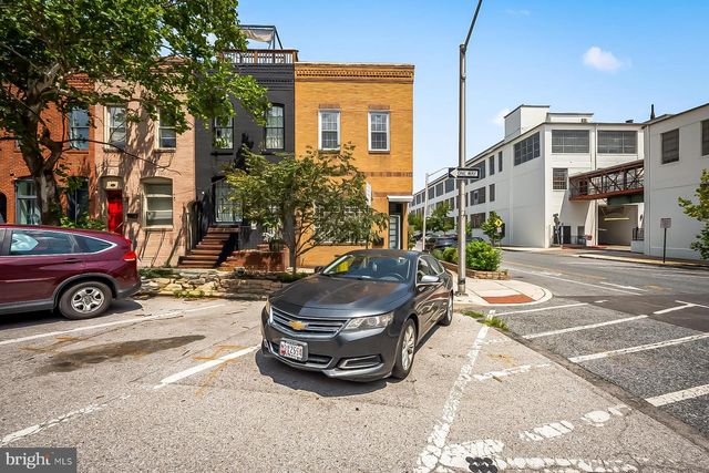 831 S MILTON AVE S, Baltimore, MD 21224